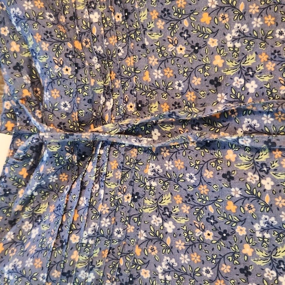 Old Navy -Floral Blue Skirt- NWT. Size 4 - Picture 2 of 4